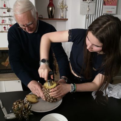 La découpe de l'ananas 