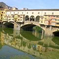 En ITALIE à FLORENCE. le Ponte Vecchio