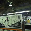 Nana Mizuki promotion dans les stations métro