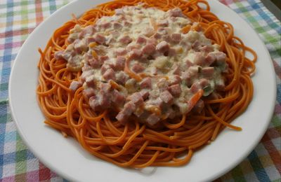 Spaghettis de quinoa au jambon, ricotta et petits légumes