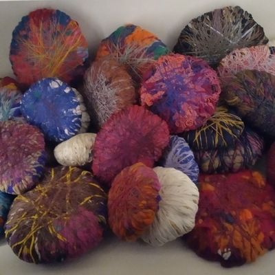 Des artistes à Montréal et à Paris