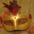 décoration d'un masque de carnaval