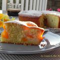 Gâteau d'été aux abricots et au thym, sans gluten et sans lactose