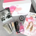 Une Glossybox pleine d'Amour pour février 2016 .