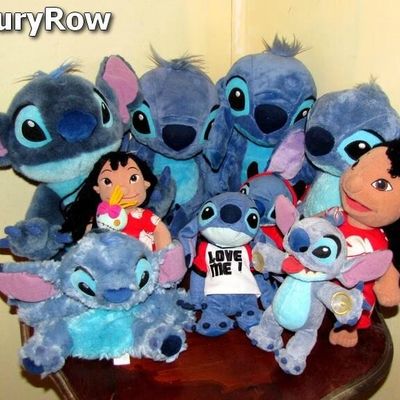 Mes (10) peluches Lilo & Stitch. 
