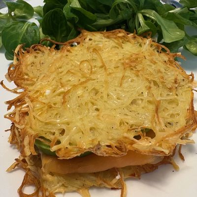 Burgers de pomme de terre  saumon avocat