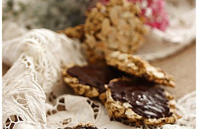Petits biscuits healthy aux flocons d'avoine et chocolat.......trop bons!!!