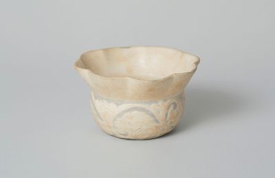 Sgraffiato foliate-rim jar with peony scroll design, Cizhou Kiln, Northern Song Dynasty, 11th-12th century