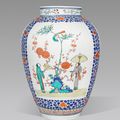 A large Kakiemon vase with ladies and parasols, Edo period, late 17th century