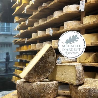 Paris, sa Tour Eiffel et... ses fromages au lait cru 