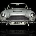 James Bond’s Aston Martin DB5 @ the Cincinnati Art Museum