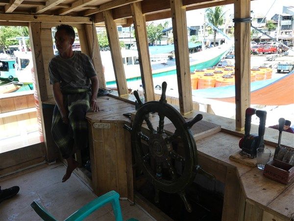 Voyage en Sulawesi - découverte du port de Makassar et de son bord de mer