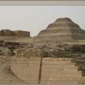 Les pyramides égyptiennes et le plateau de Gizeh