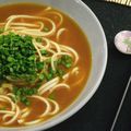 Udon au curry - Nouilles de blé soupe de curry de Sophie Soso