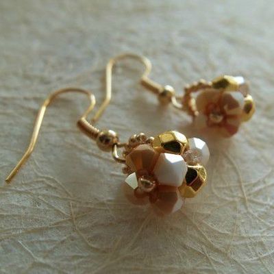 Boucles d'oreilles petites fleurs...