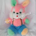 Doudou Peluche Lapin Assis Blanc Rose Bleu Vert Orange Bretelles Nounours 25 cms + 9 cms D'Oreilles