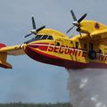 Canadairs et bombardiers d'eau