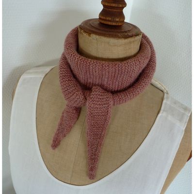 Entre douceur et souvenirs : ma Sophie Scarf et le plaisir retrouvé de tricoter