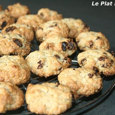 Petits cookies aux flocons d'avoine et aux raisins