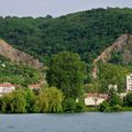 Montagne aux deux ailes 