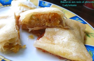 Baklavas aux Pistaches, Amandes et Abricots Secs