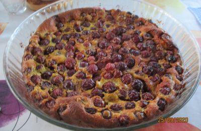 Clafoutis aux cerises et noisettes