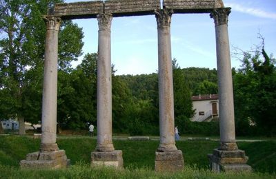 Les colonnes antiques de Riez