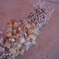Bi57 : Bracelet en perles beige