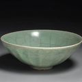 A Longquan celadon bowl. Southern Song Dynasty