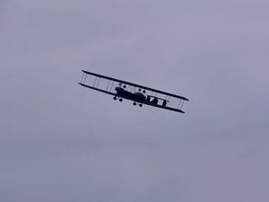 Bonbardier 4 moteurs dela 1ere guerre mondiale : le  ZEPPELIN STAAKEN