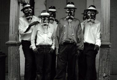 2011-S08-Masque 6 - Leah Gordon (Photographe) et Haïti