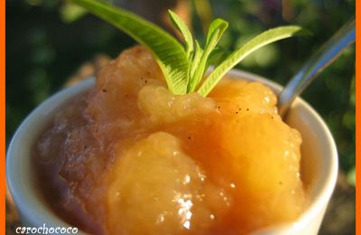 CONFIT DE POMMES A LA VERVEINE CITRONNEE