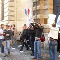 VIVRE SEUL OU MOURIR : ACTION D' ACT UP PARIS