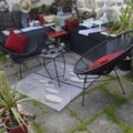 des joints plantés en gazon sur la terrasse ou l'allée
