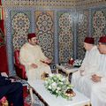 صاحب الجلالة الملك محمد السادس يستقبل أسرة الراحل الحاج العربي حصار