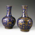 Two blue-ground gilt-decorated 'Antiques' vase, Guangxu marks and period (1875-1908)
