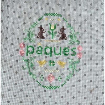œufs brodés et naissances printanières