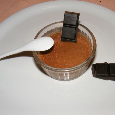 PETITS POTS DE CRÈME AU CHOCOLAT