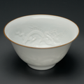 A small molded 'Dragon' bowl, Transitional period, mid-17th century