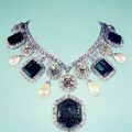 Collier d'émeraudes, perles et diamants ayant appartenu à la famille impériale d'Iran
