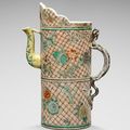 Porcelain ewer, Duomuhu. China, Qing Dynasty (1644 - 1912)