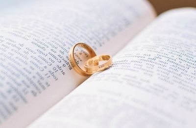 Lecture d'un acte - le mariage encore