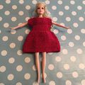 Vestiaire de Barbie : la robe rouge ample