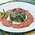 Charlotte d'aubergines et coulis de tomates **