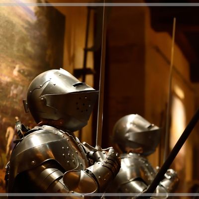 Signification de l'Expression "Armes et Bagages" 