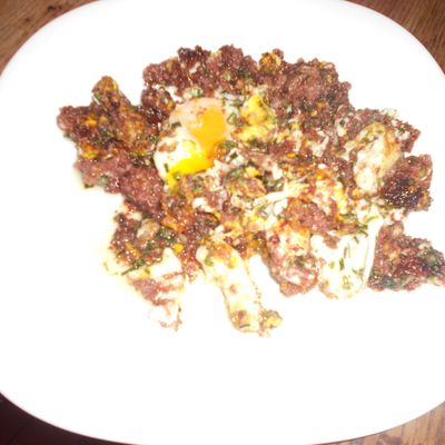 œufs au corned beef