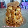 Pièce monté ou choux a la vanille napper de caramel croquant 