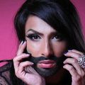 AUTRICHE 2014 : Conchita Wurst invitée à la Tour Eiffel !