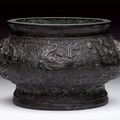 A fine bronze incense burner marked Xuande. Ming dynasty (1368-1644)