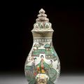 A famille verte porcelain fountain and cover, Qing dynasty, Kangxi period (1662-1722)